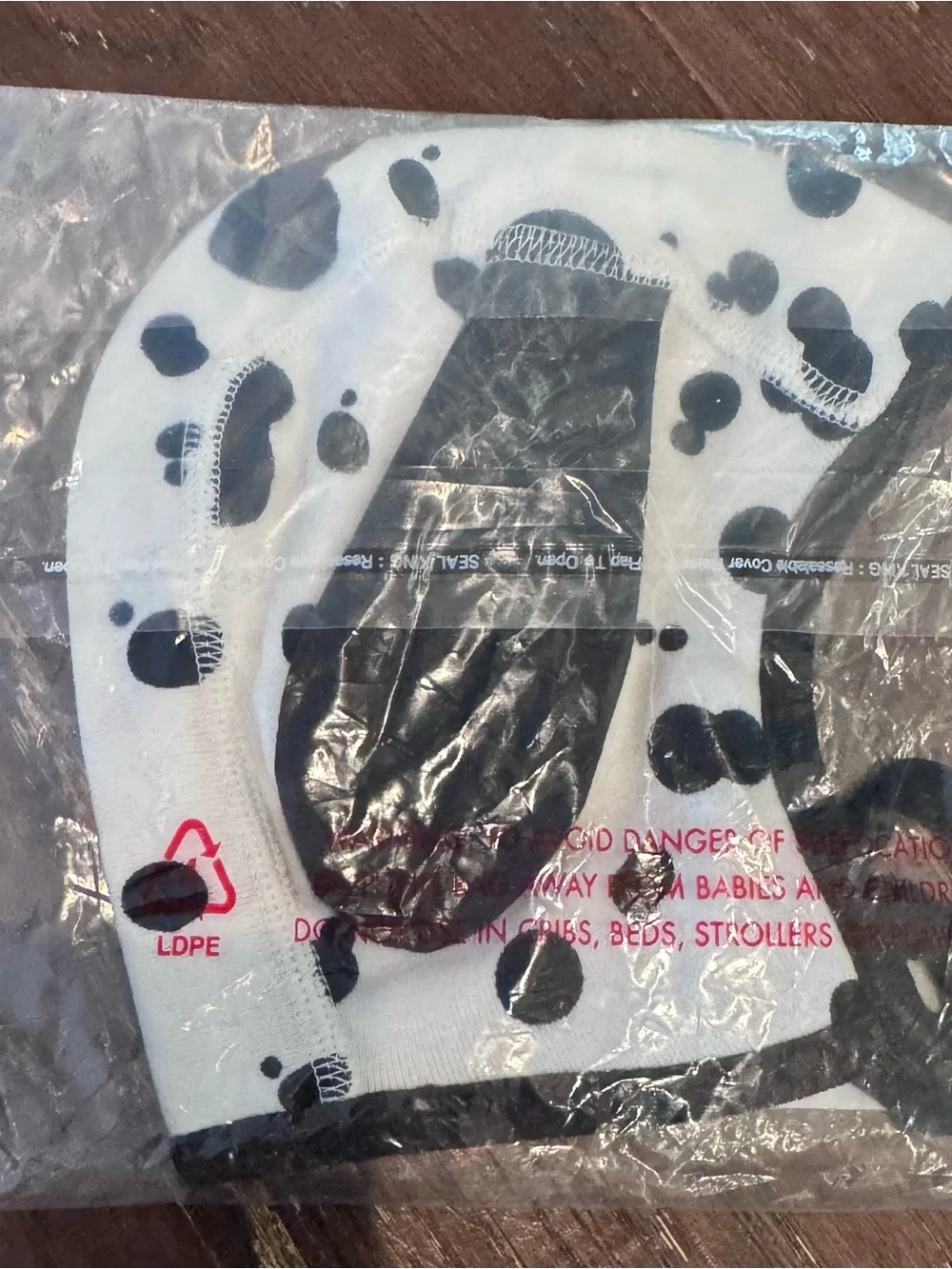 Hanna Andersson size XS 2/3 dalmation Print Baby Earflap Hat - Black & White